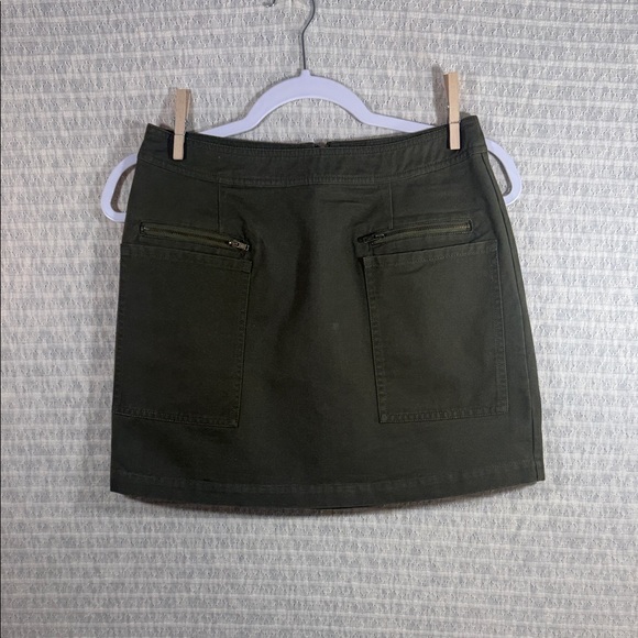 J.O.A. Khaki Green Skirt - Picture 1 of 4